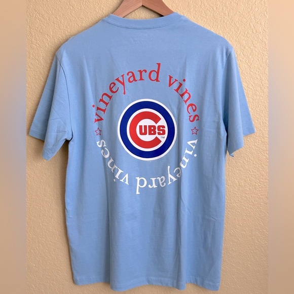 Chicago Cubs Vineyard Vines Logo Short Sleeve Crewneck T-Shirt - Picture 1 of 8